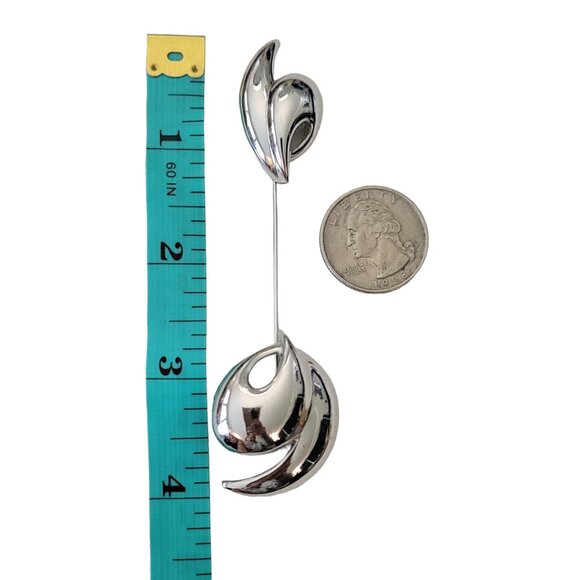 Kunio Matsumoto Trifari Swirl Silver Tone Jabot-Style Lapel Stick Pin, E999 - Picture 9 of 11